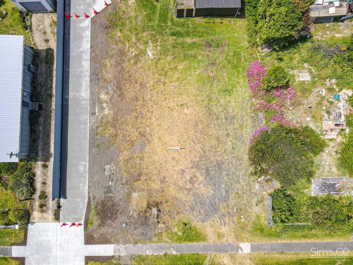 Title Issued - Build Here - Ansicht 2
