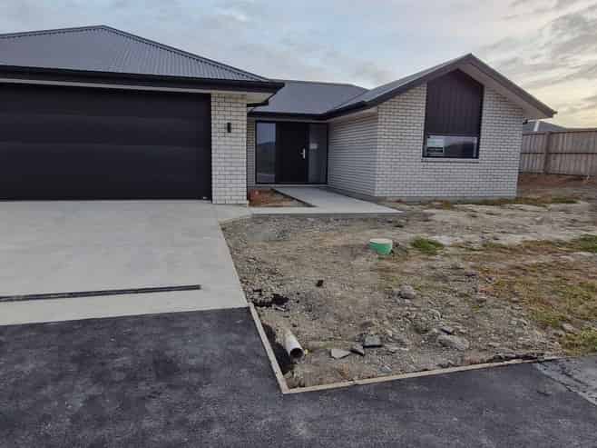 82 Nelson Street, Elgin
