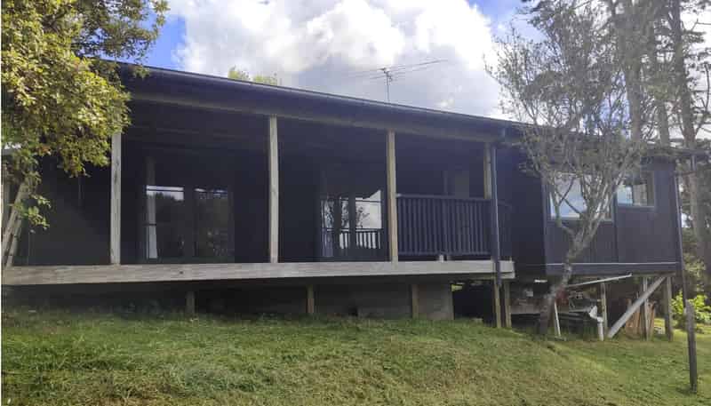 121A Forest Hill Road, Henderson