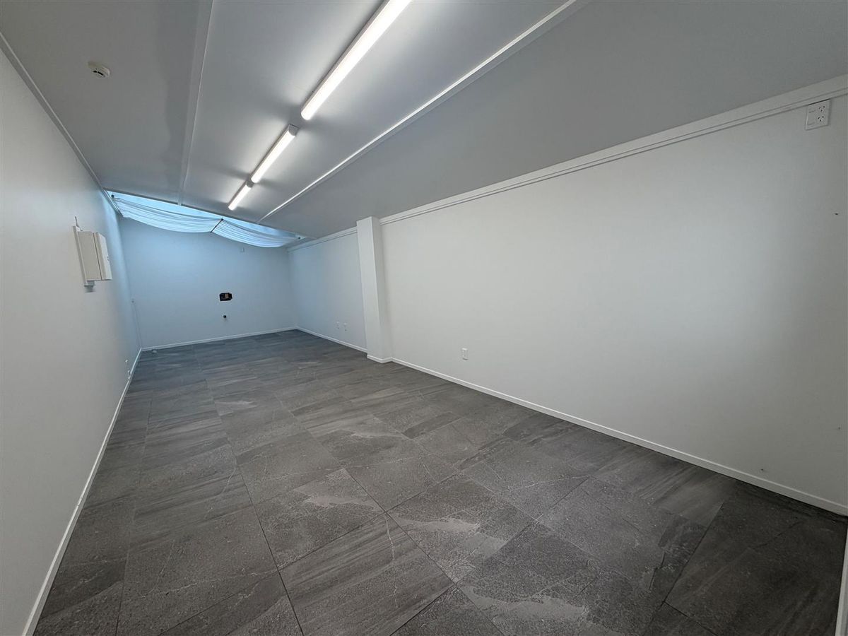 Boutique Wellness Space with Private Patio, Orakei