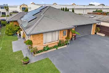 2/14 Morrison Avenue, Papanui