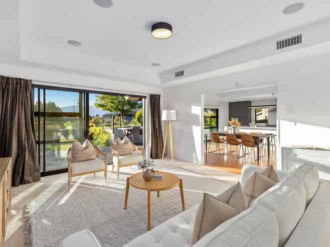 14 Islington Place, Wanaka