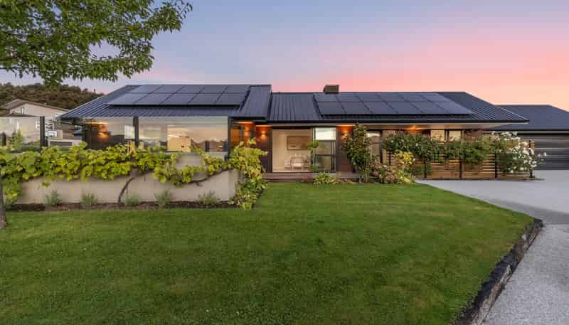 14 Islington Place, Wanaka