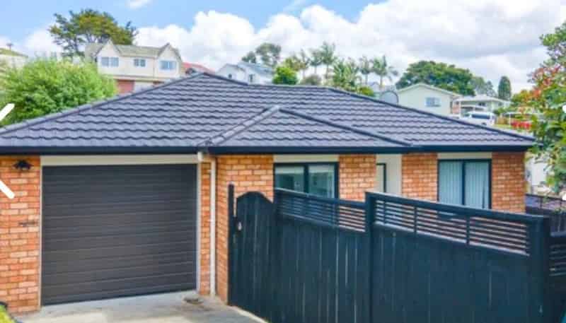8 Dovey Place, Massey