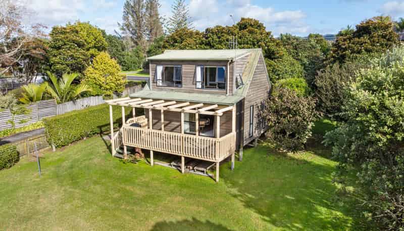 294 Main Road, Tairua