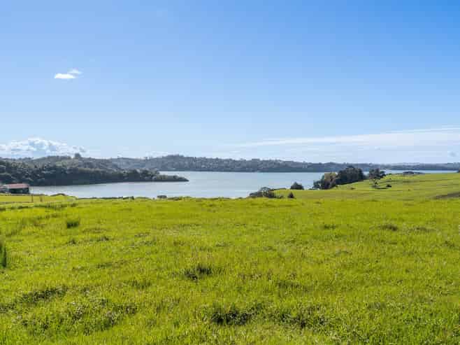  11 Te Pae Okura Drive, Okura