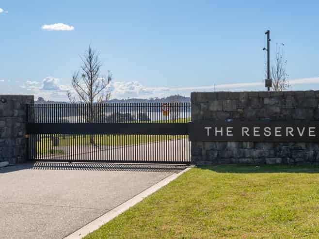  11 Te Pae Okura Drive, Okura