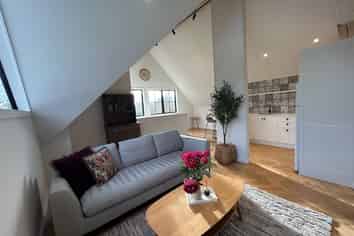 a/240 Broomfields Road, Whitford