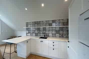 a/240 Broomfields Road, Whitford