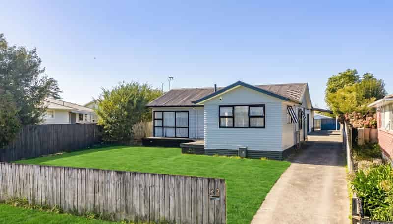 22 Sefton Crescent, Chartwell