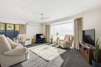 5A Douslin Place, Witherlea