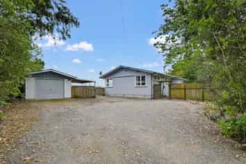 54 Kuku Beach Road, Levin