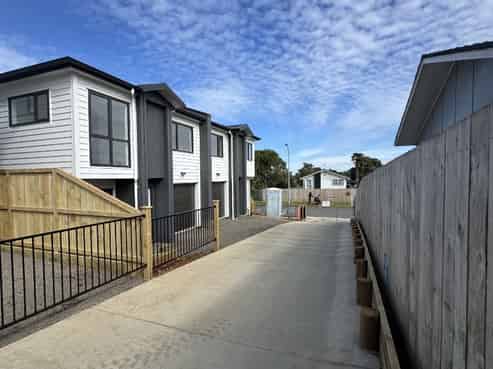 3/21 Gainsborough Street, Manurewa
