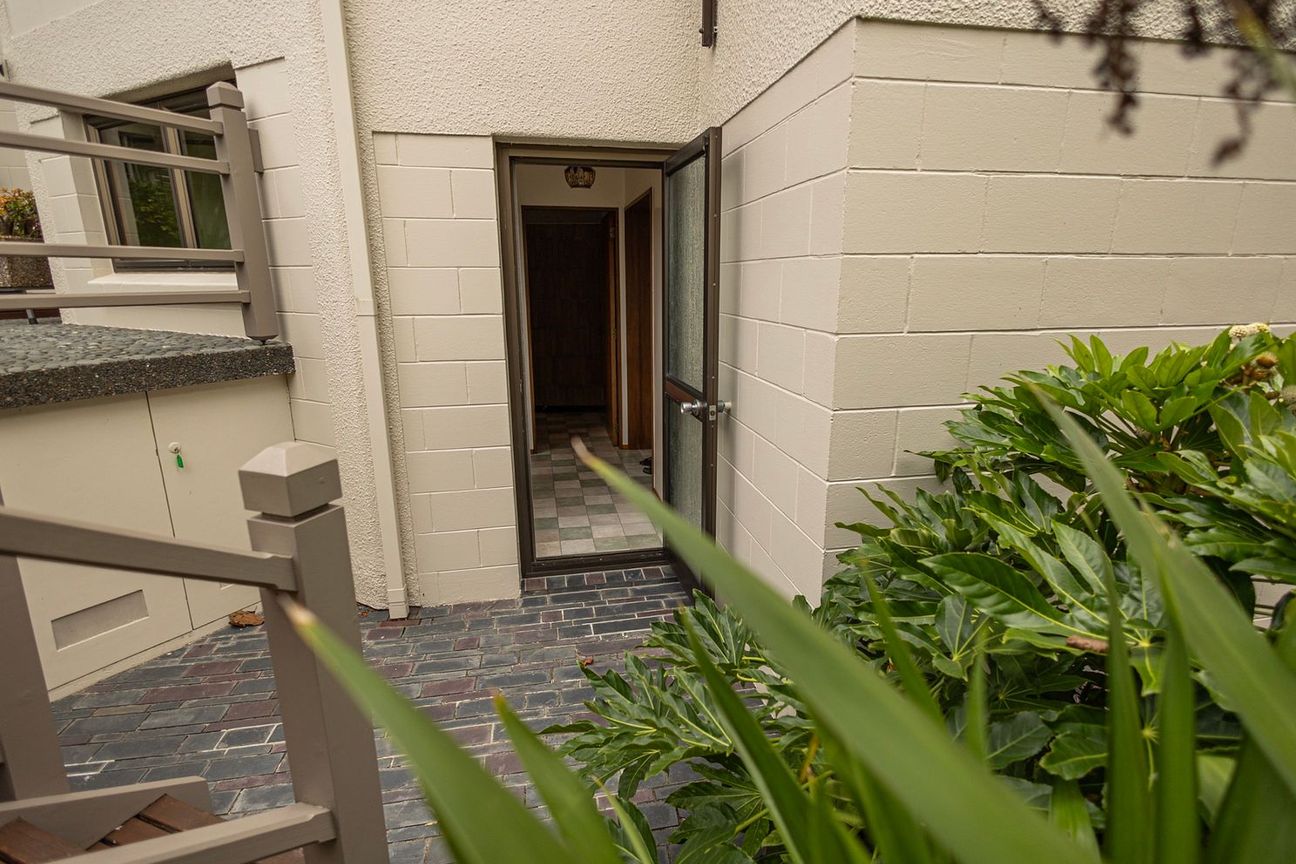 Charming attached unit in Sandringham - Mehr
