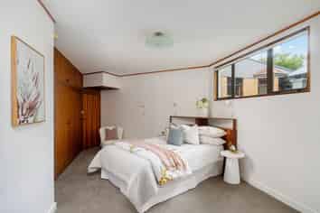 Auckland - Address withheld