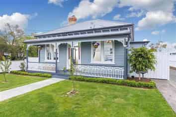 25  Balmain Road , Birkenhead