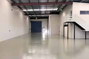 Road Front Penrose Industrial | 900 m2