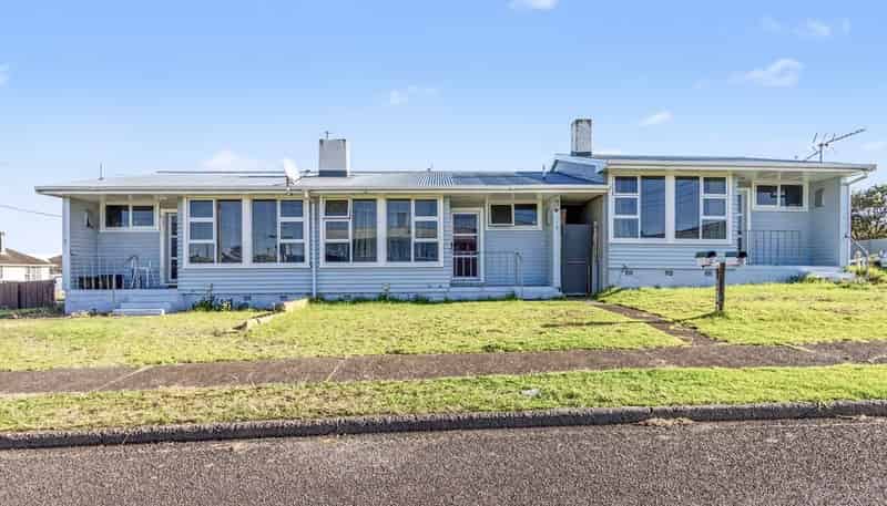 1 Tiki Street, Castlecliff