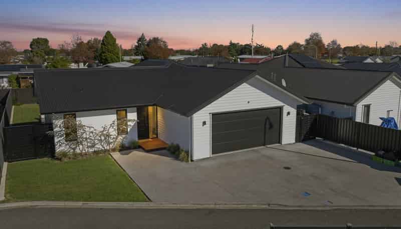 8 Whariki Crescent, Flaxmere