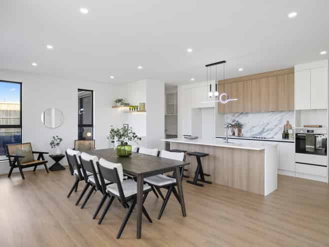32 Rongoa Maori Way, Pukekohe