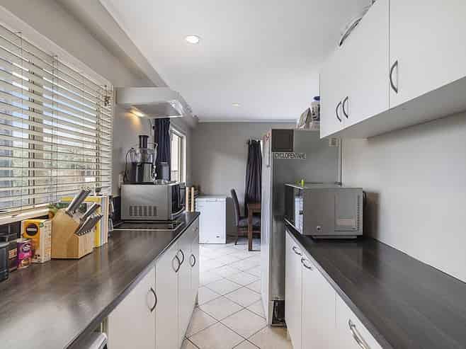Auckland - Address withheld