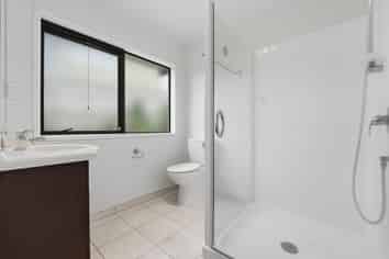 2 Spring Valley Place, Oteha