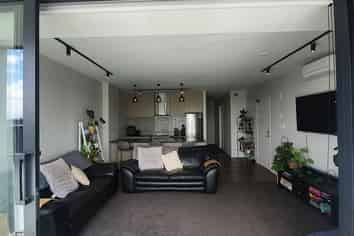 10/4161 Great North Road, Glen Eden