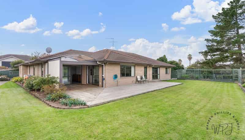 51 Parkhaven Drive, Rosehill