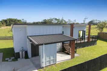 30 Aitkenhead Court, Parakai