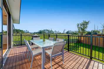 30 Aitkenhead Court, Parakai