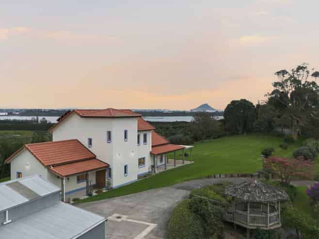 1A Ngapeke Road, Welcome Bay