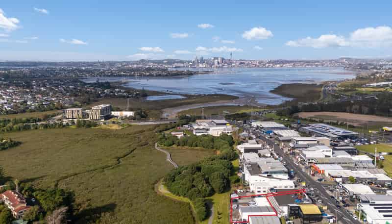 30 Barrys Point Road, Takapuna