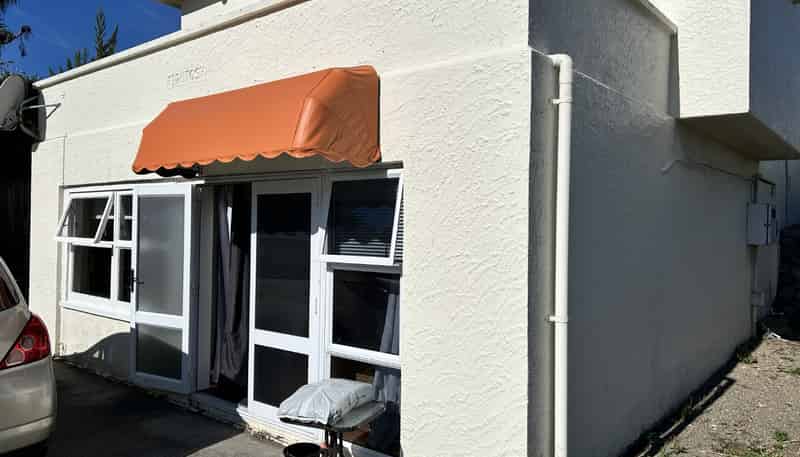 5 Seaview Road, Paraparaumu Beach