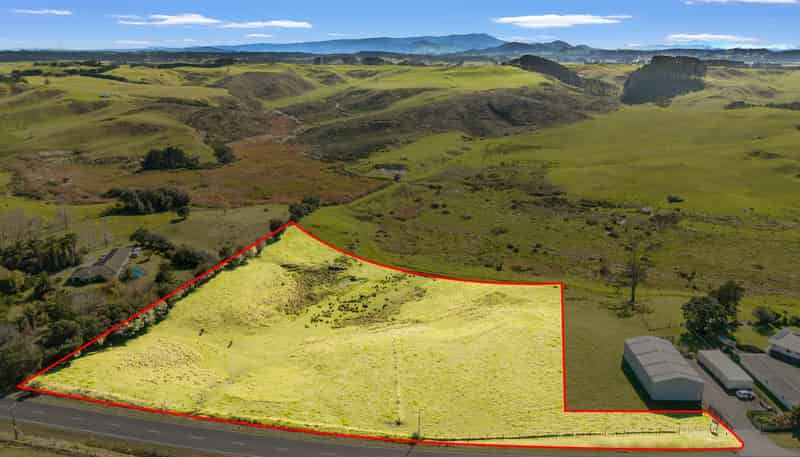 402 Baylys Coast Road, Dargaville