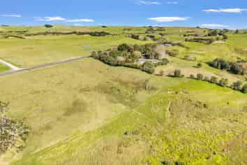 402 Baylys Coast Road, Dargaville