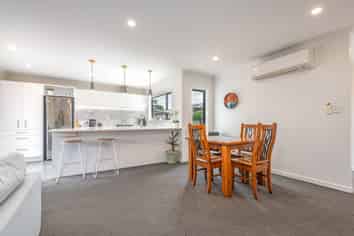 30 Aberdeen Avenue, Takaro