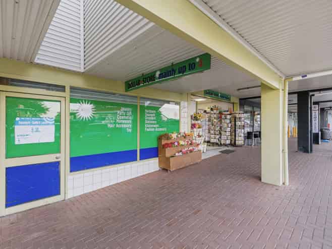 Prime Hillcrest Retail