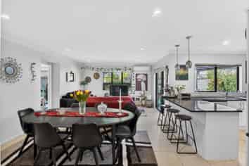 86 Ngahue Drive, Stonefields