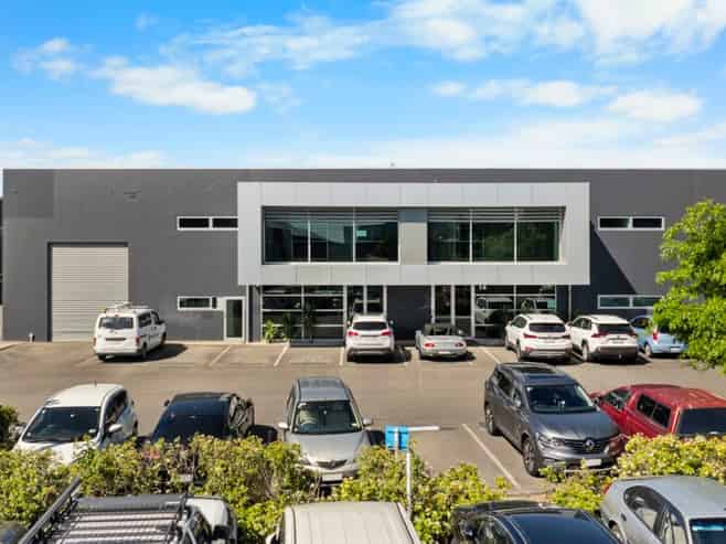 Modern Industrial Unit
