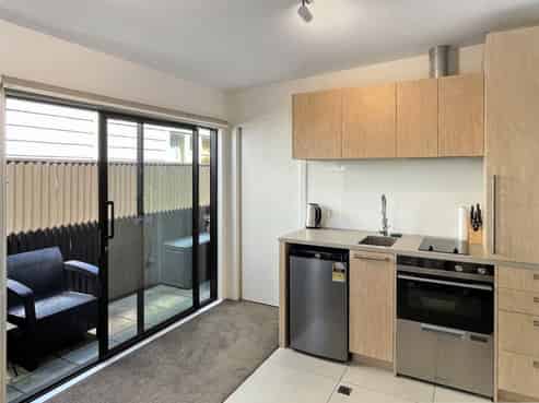 5A/56 Victoria Street, Petone