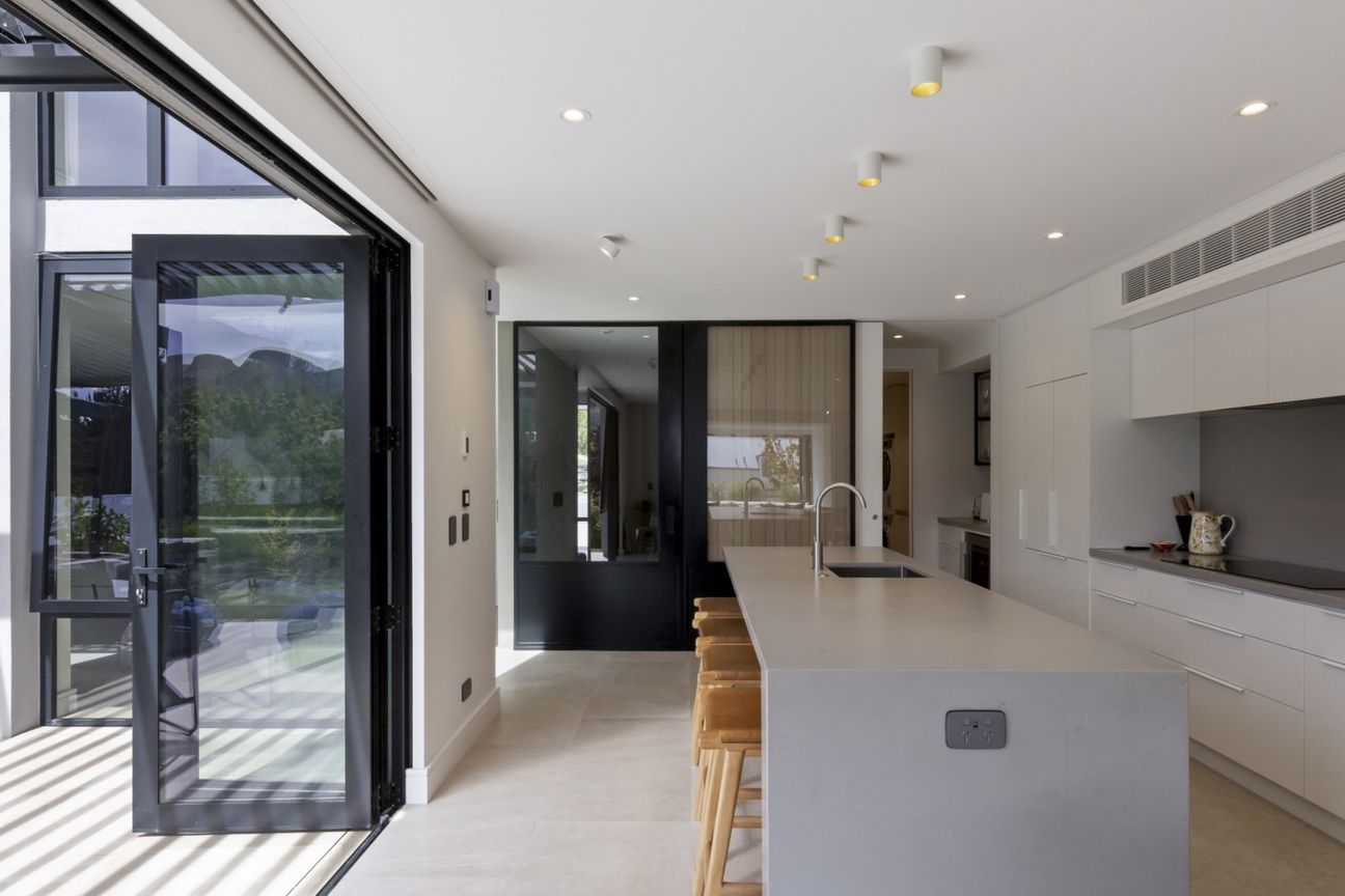 Superb Millbrook Home - Aanzicht 5