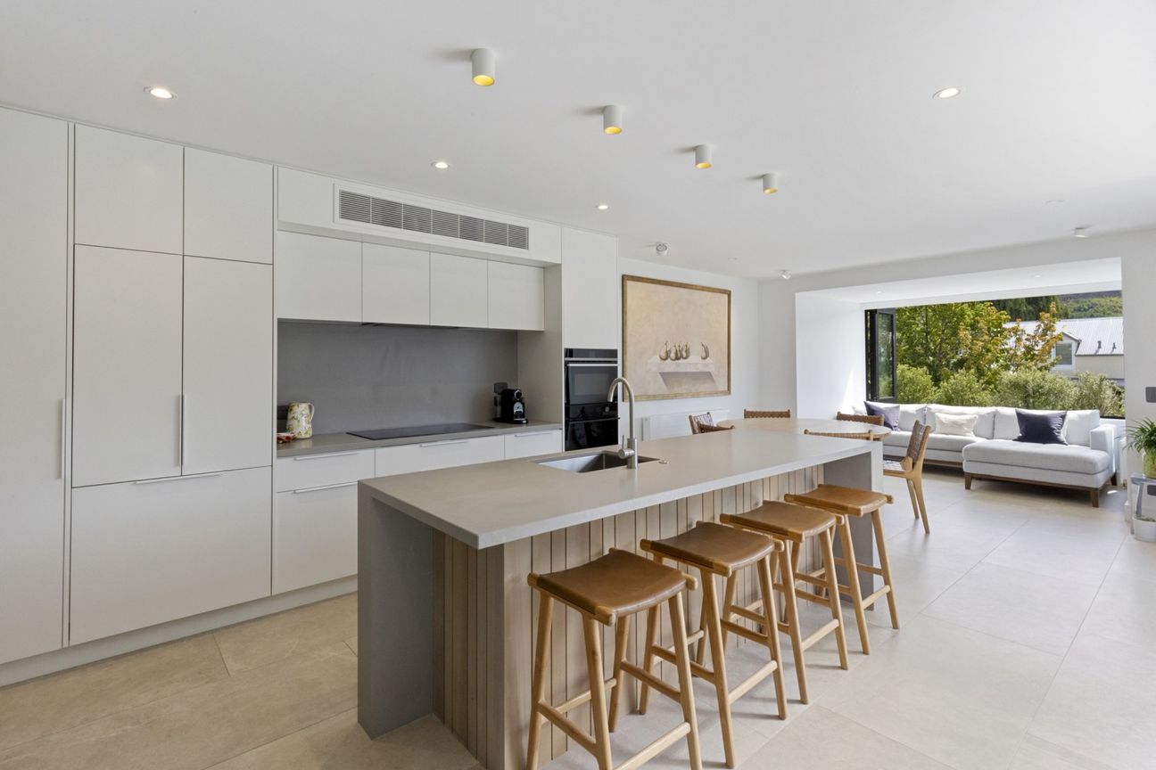Superb Millbrook Home - Aanzicht 3