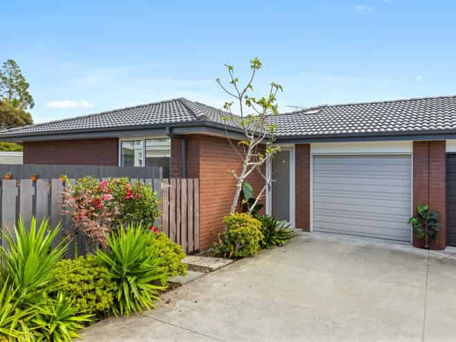 30d Elizabeth Street, Orewa