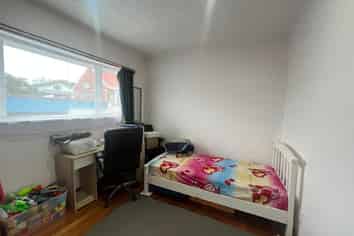 2/91 Lynwood Road, New Lynn