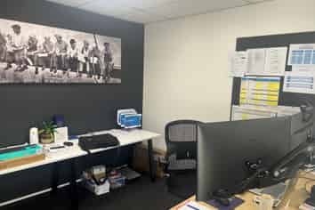 Woolston Warehouse With Tidy Office/Showroom