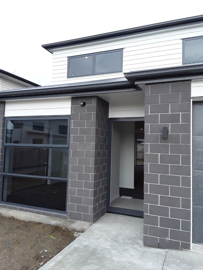 LOVELY HOME ON FEATHERSTONE! - Ansicht 2