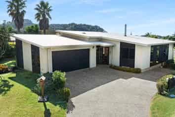 10 Willow Grove, Tairua