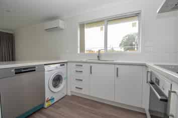 A/9  Victoria Street , Carterton