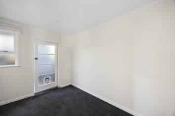 75 Awaroa Road, Sunnyvale