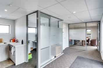 Workshop, Office & Yard Combo